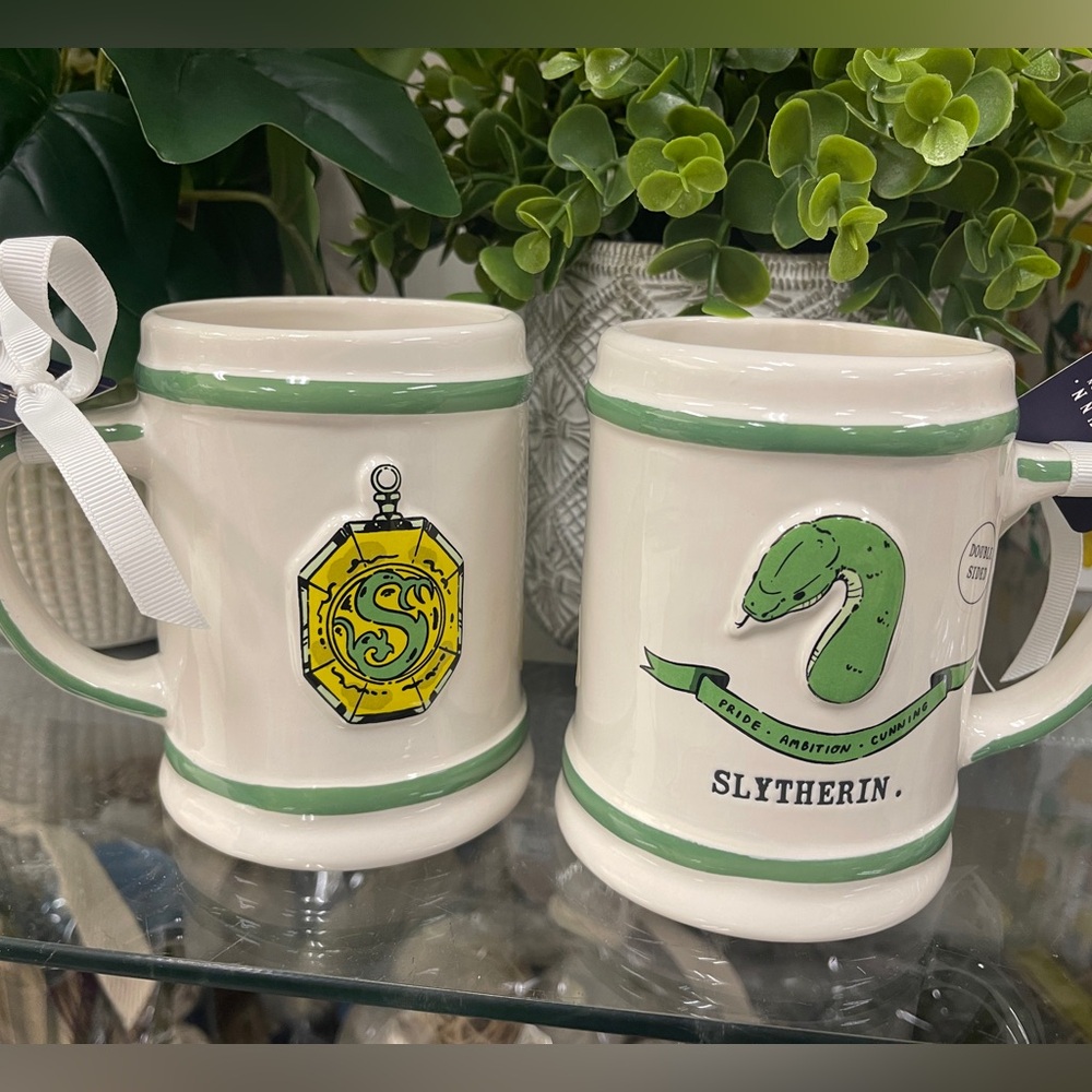 RAE DUNN Harry Potter Slytherin Horcrux Locket 🐍💚 Doublesided ceramic mug NWT